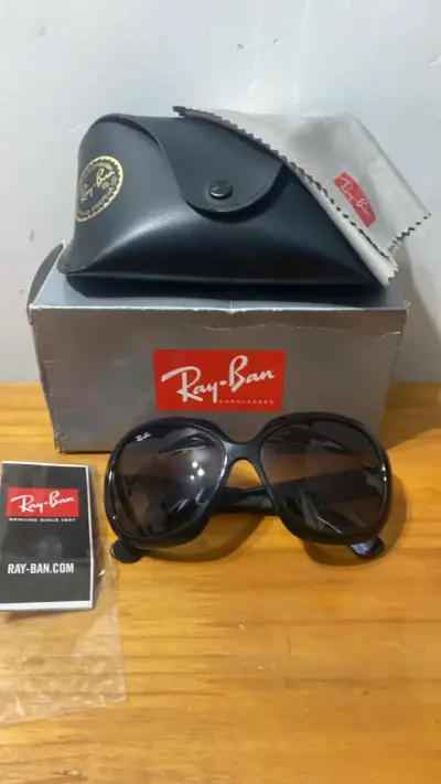 Lentes de Sol Ray-Ban Jackie Ohh II Negros - miniatura 2