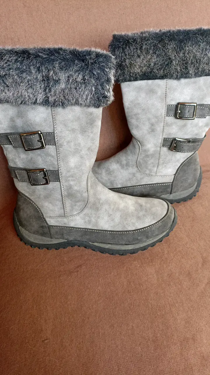 Botas de invierno grises con forro de piel - 2
