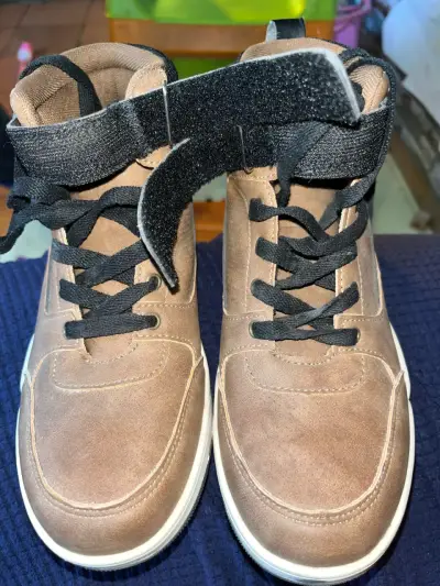 Zapatillas altas marrones con velcro - miniatura 1