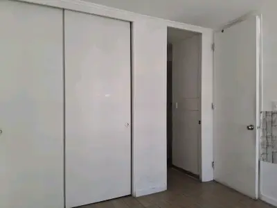 ARRIENDO / Depto 1d+1b+cocina+amplio - Metro - miniatura 3