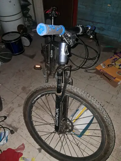 Bicicleta fitness XTREME - miniatura 1