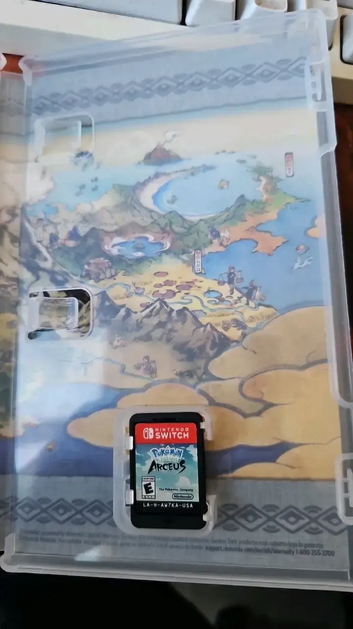 Pokémon Legends Arceus - 2