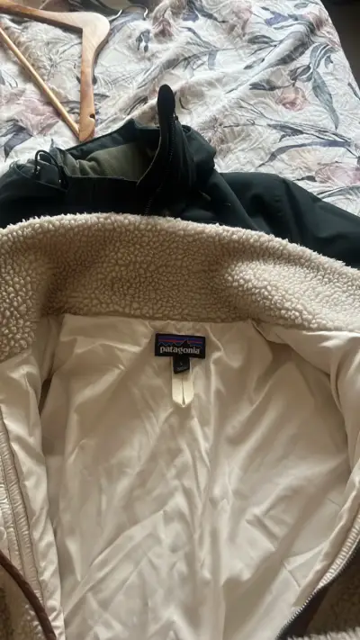 Chaqueta de lana Patagonia beige - miniatura 2