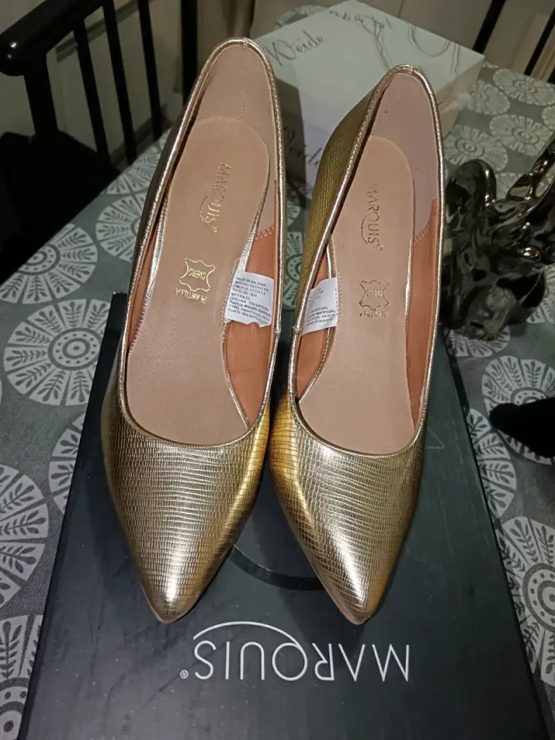 Zapatos de tacón dorados Marious elegantes - 4