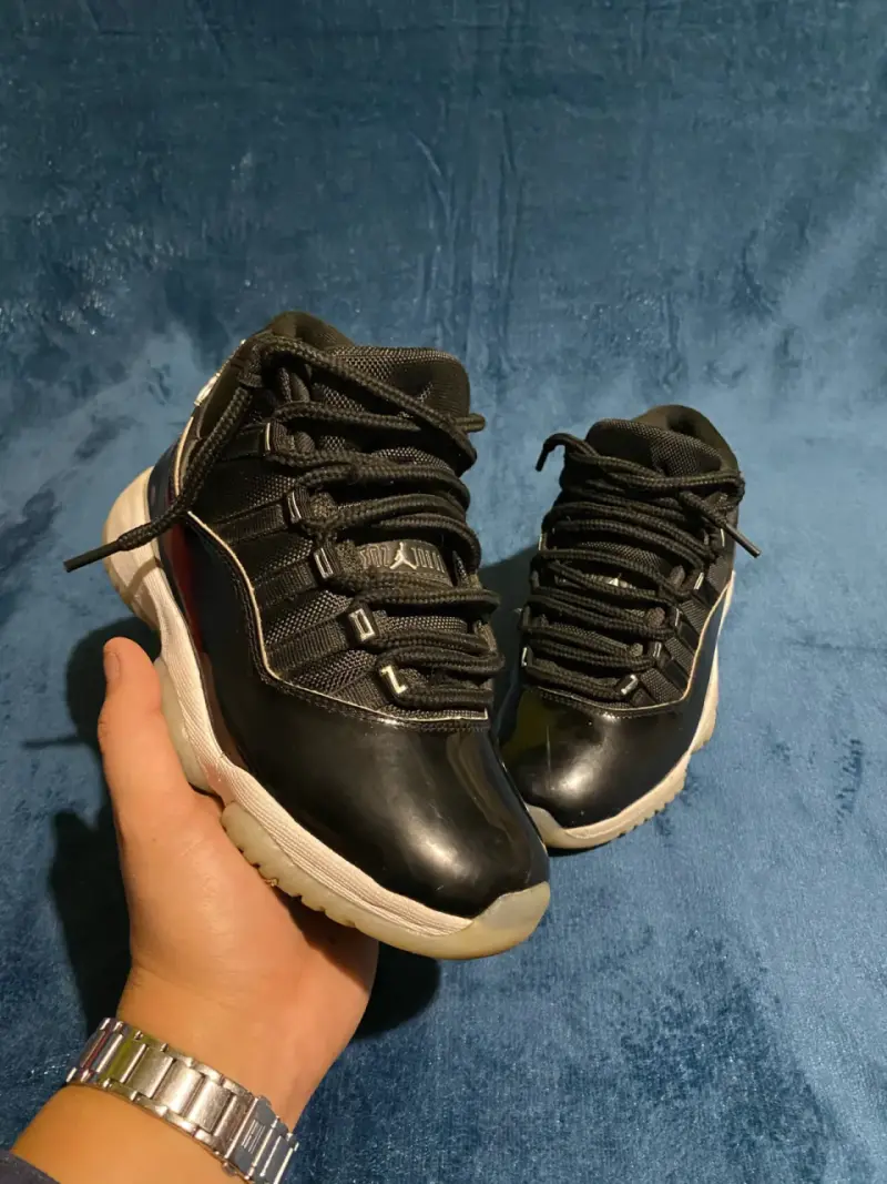 Zapatillas deportivas negras Air JordanJubilee - 2