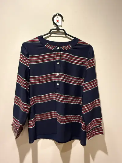 Blusa Banana Republic - miniatura 1