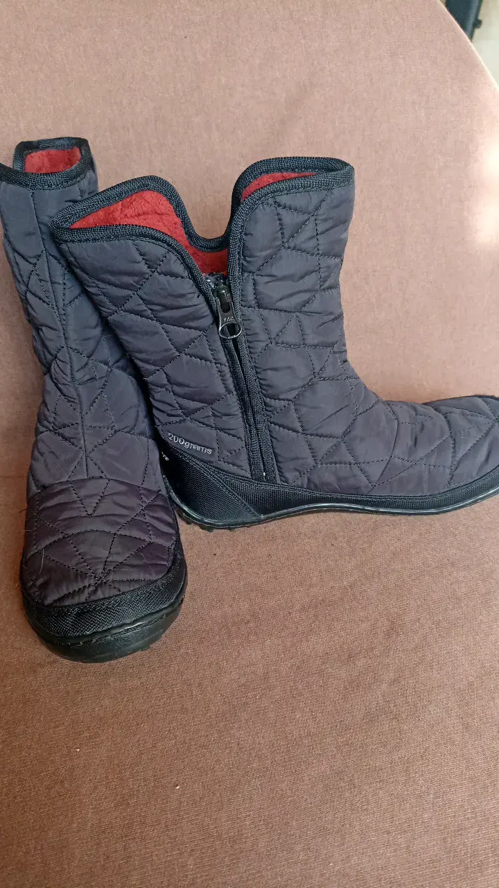 Botas acolchadas negras para invierno talla 35 1/2 - 2