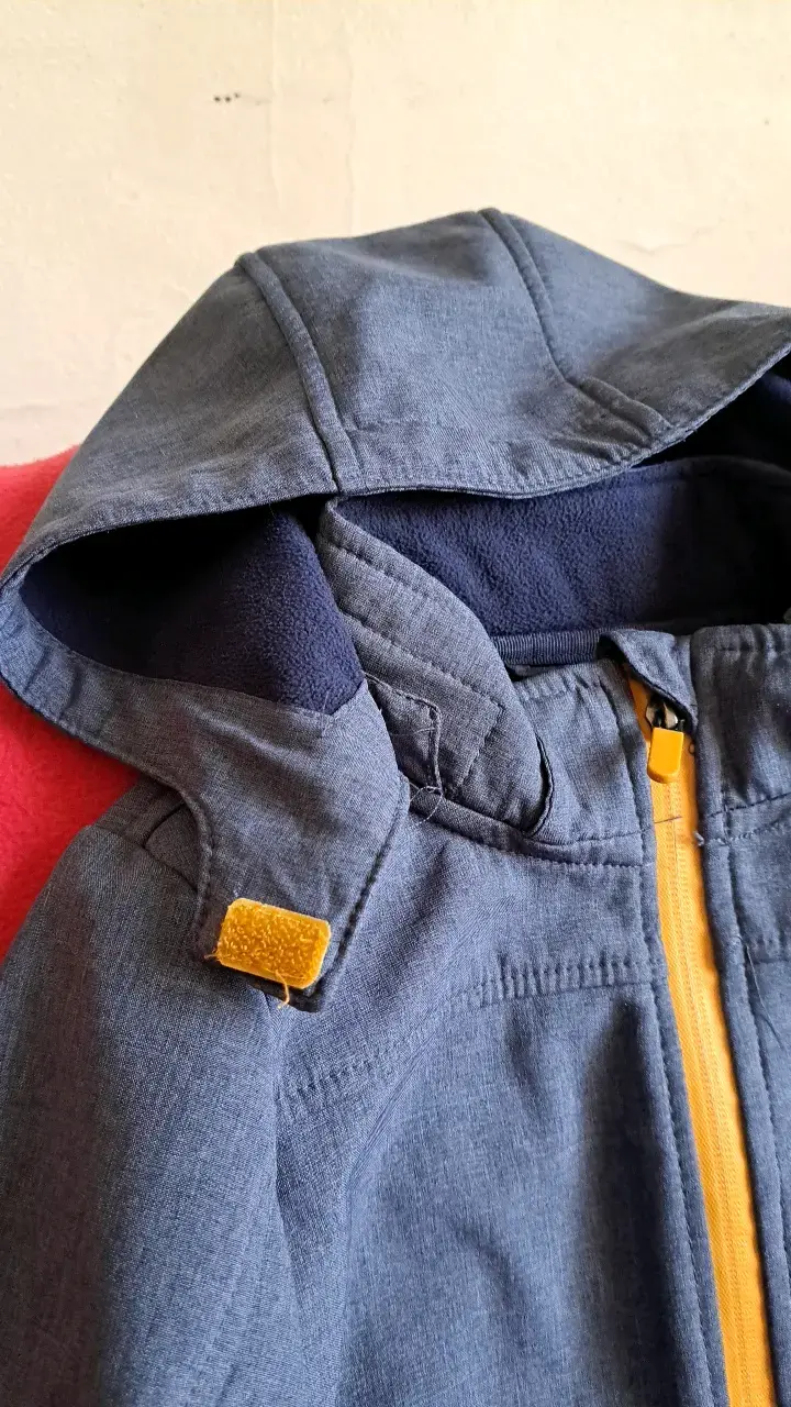 Chaqueta infantil azul acero con capucha - 3