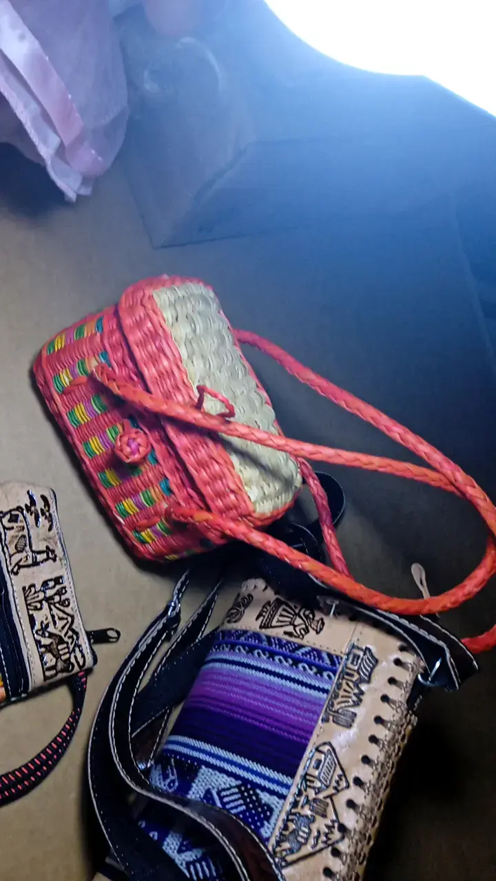 Set de bolsos artesanales coloridos - 3