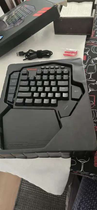 Teclado mecánico gaming Redragon Diti - miniatura 5