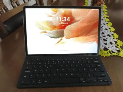 Tablet Samsung Galaxy Tab s7FE con lápiz - miniatura 1