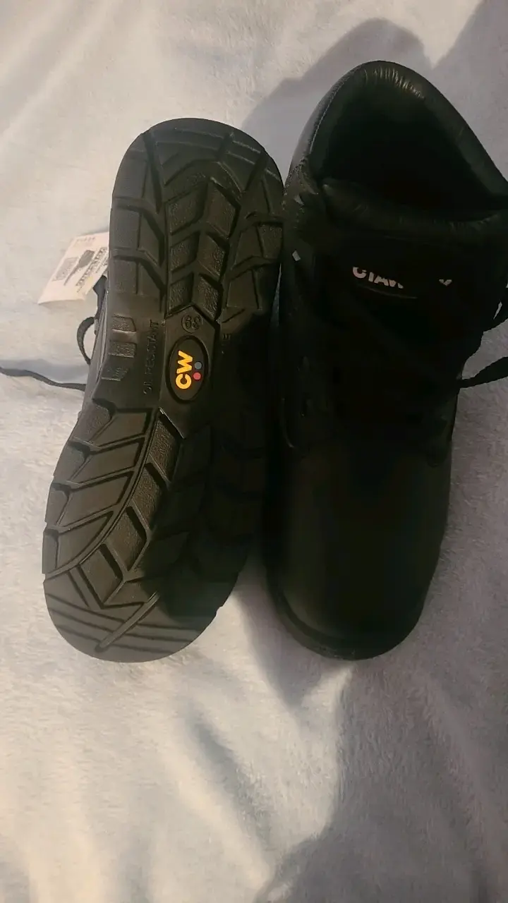 Botas de seguridad negras marca Oxypas - 2