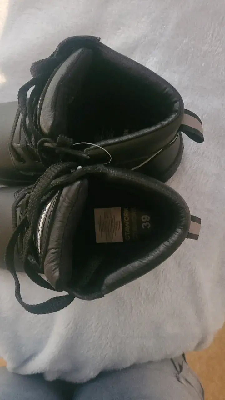 Botas de seguridad negras marca Oxypas - 3