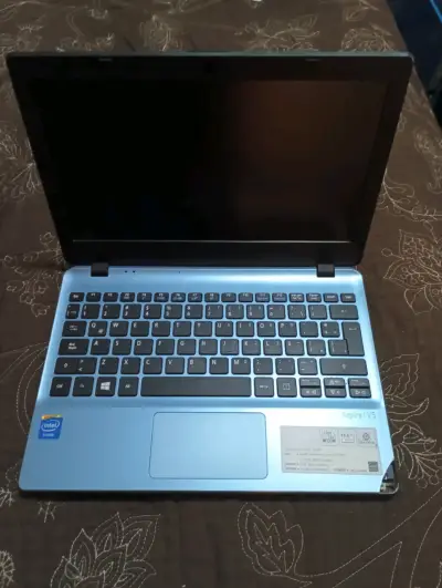 Notebook Acer Aspire V5 funcional - miniatura 2