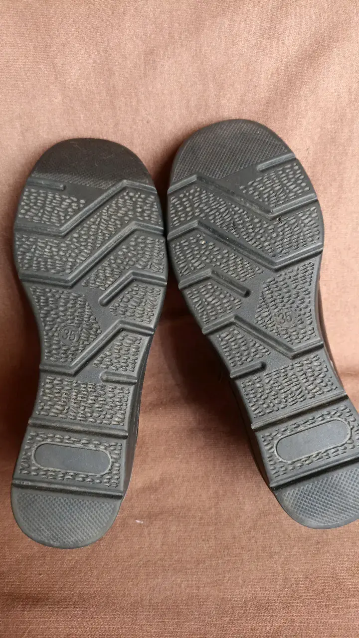 Zapatos negro con cierre lateral talla 35 - 3