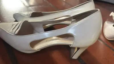 Zapatos de tacón beige Gacel elegantes - miniatura 2