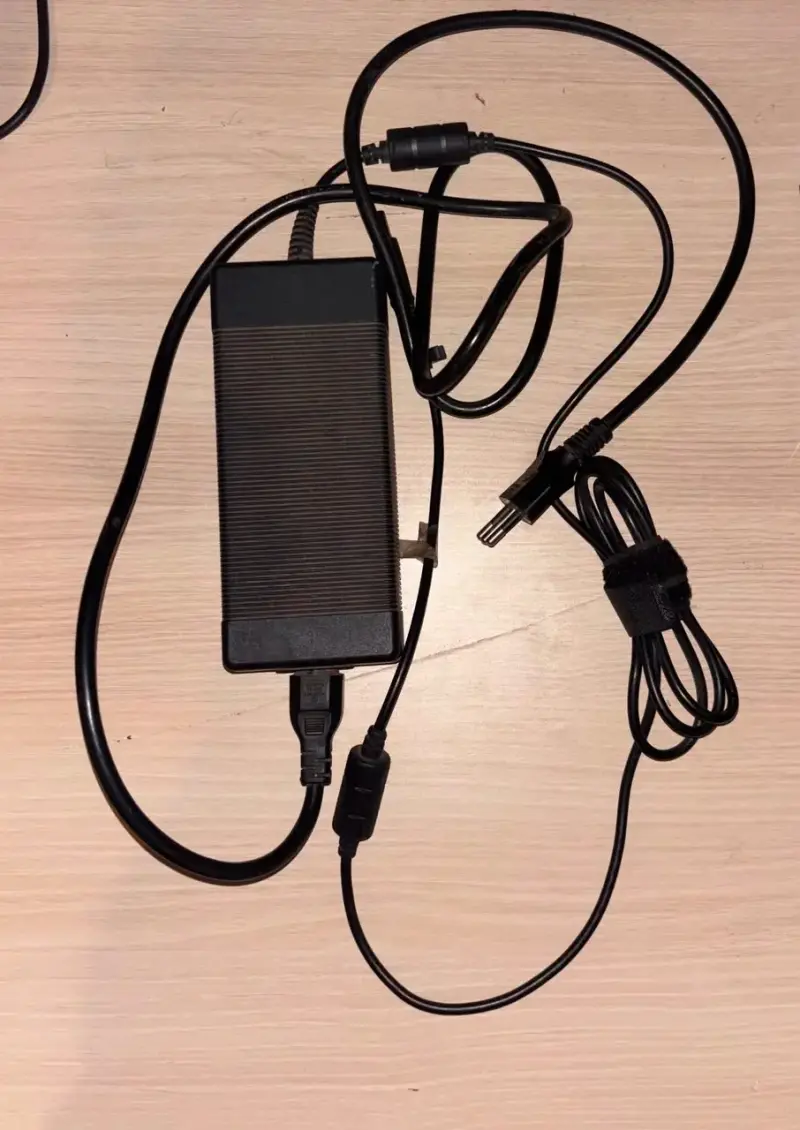 HP All-In-One i5 / 16GB RAM / Doble Disco (SSD + 1 - 6