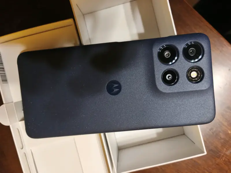 Smartphone Moto G56 5G con Dolby Atmos - 5