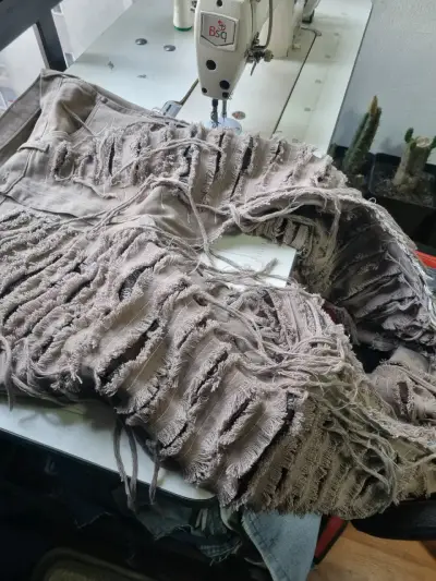 JEANS PERSONALZADOS/HECHO A MANO - miniatura 1
