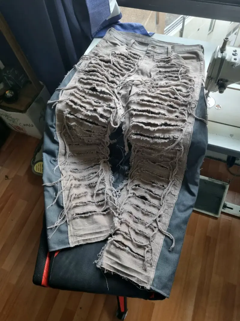 JEANS PERSONALZADOS/HECHO A MANO - 3