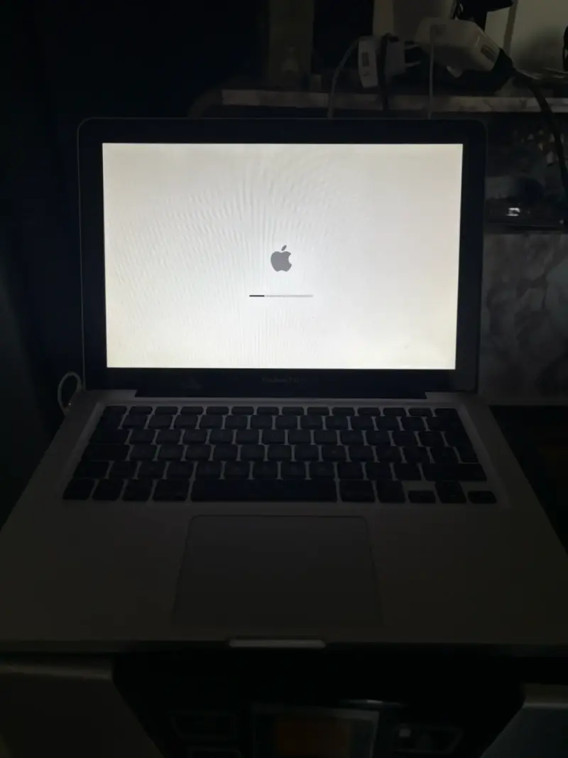 MacBook Pro 13 pulgadas en buen estado - 2