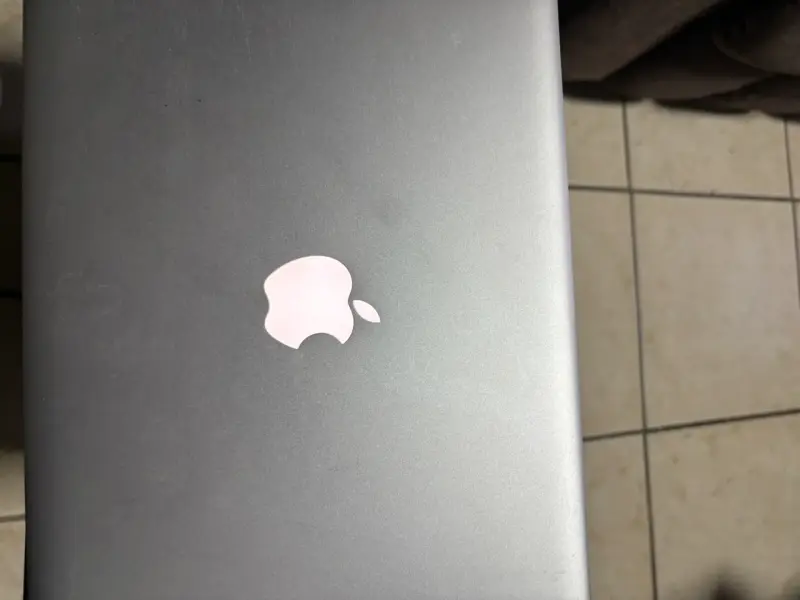 MacBook Pro 13 pulgadas en buen estado - 4