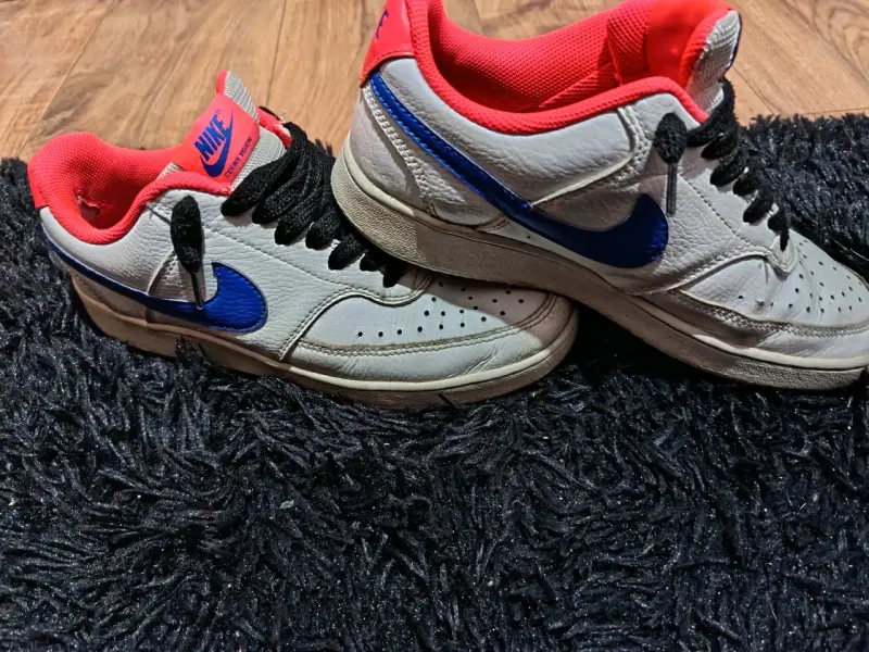 Zapatillas Nike Court Vision blancas - 2