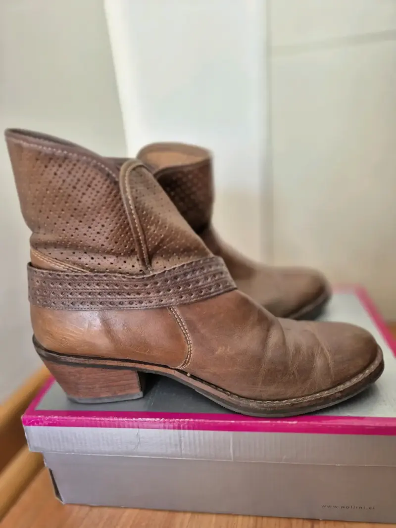 Botines de cuero marrón con hebilla - 2