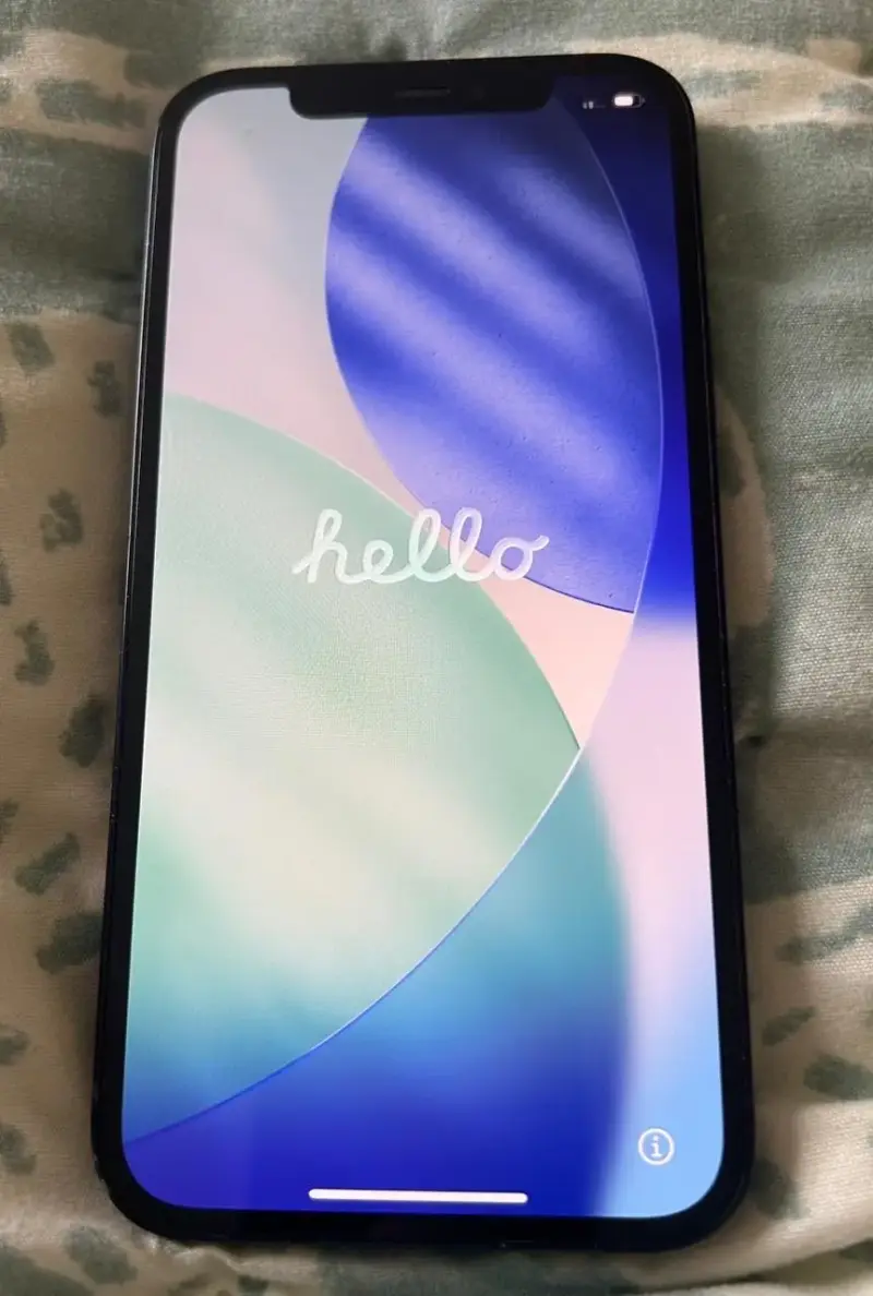 iPhone 12  128 gb - 1