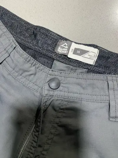 Short outdoor alpine design grises para hombre - miniatura 2