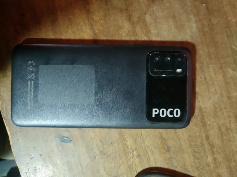 Smartphone Xiaomi Poco m3 en buen estado - 2