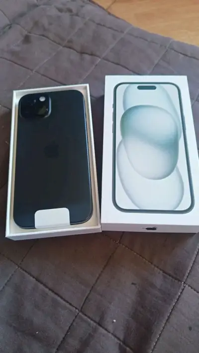Iphone 15 con caja y accesorios originales - miniatura 1