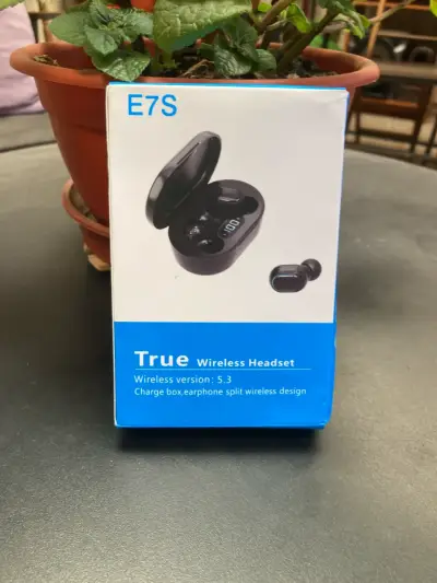 Auriculares inalámbricos con estuche de carga - miniatura 3