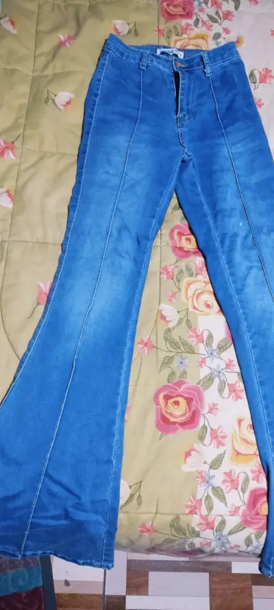 Jeans acampanados azul mujer - miniatura 1