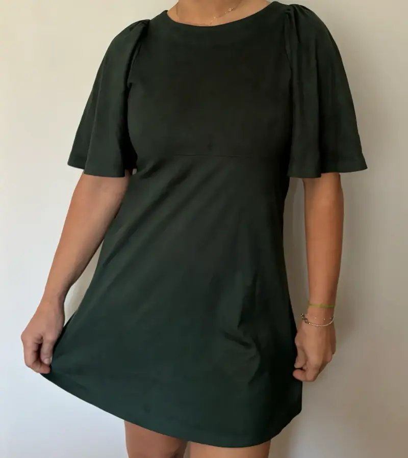 Vestido verde oscuro de manga corta - 3
