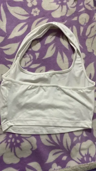 Top blanco sin mangas para mujer - miniatura 2