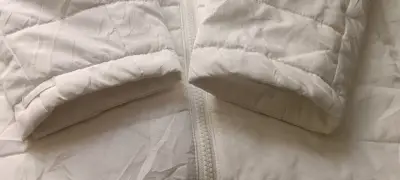 Chaqueta acolchada blanca DKNY para mujer - miniatura 3
