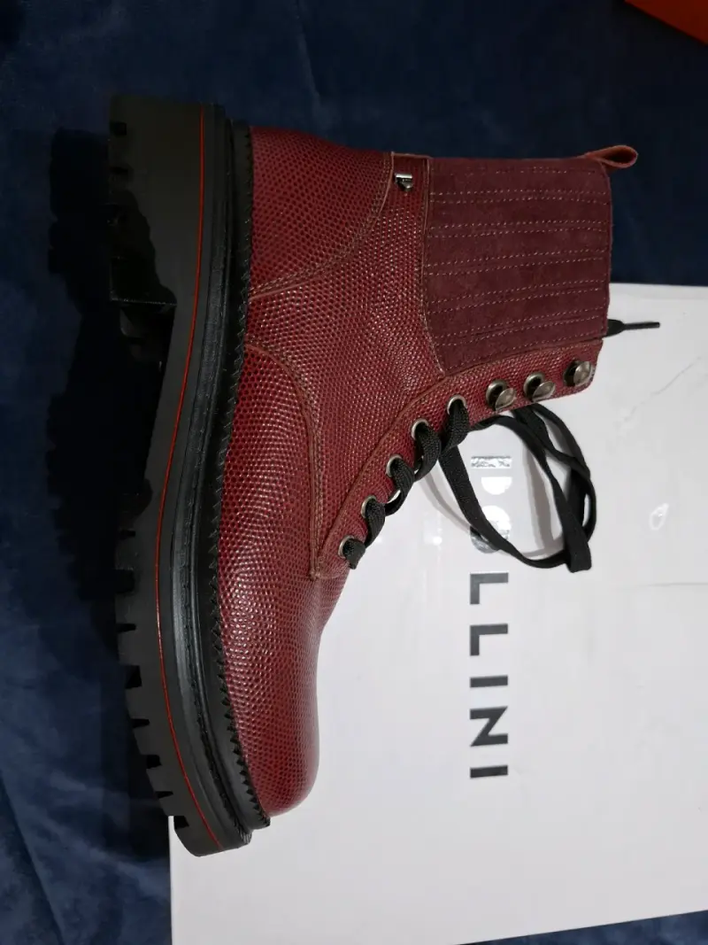 Botas rojas de cuero con cordones - 5