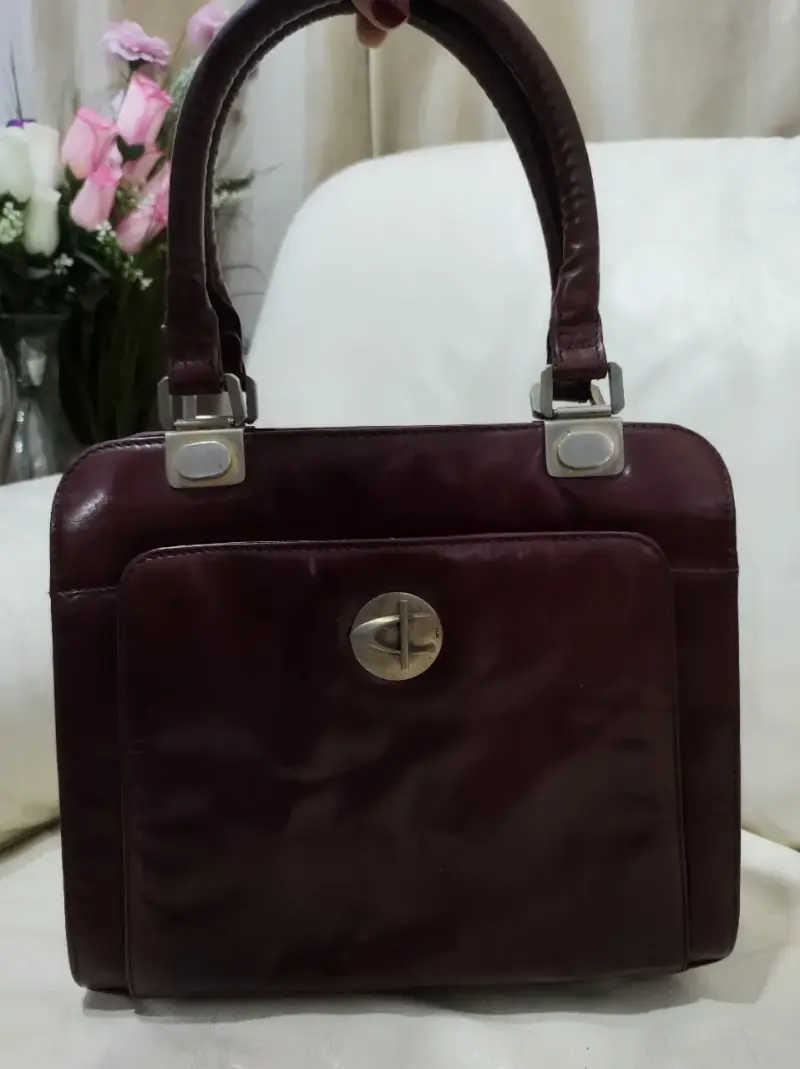 Cartera vintage de cuero burdeo elegante - 3