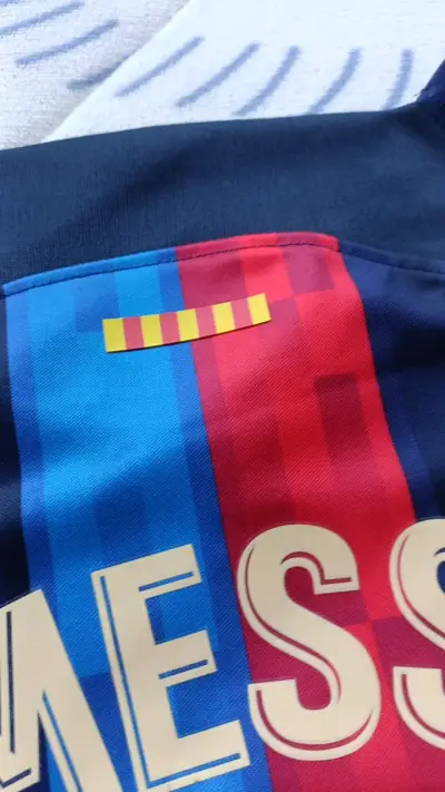 Camiseta Nike FC Barcelona oficial azul y roja - miniatura 6