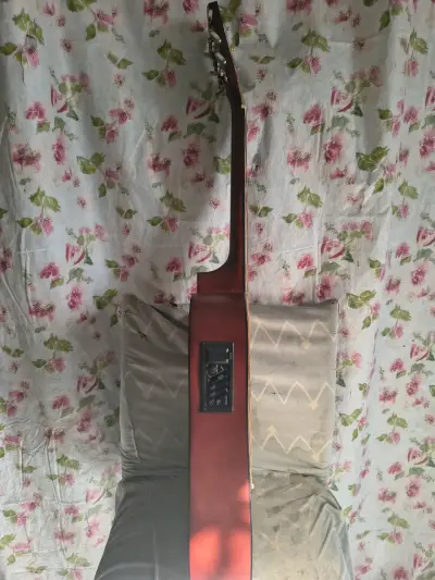 Guitarra Electroacústica+ Funda - miniatura 3