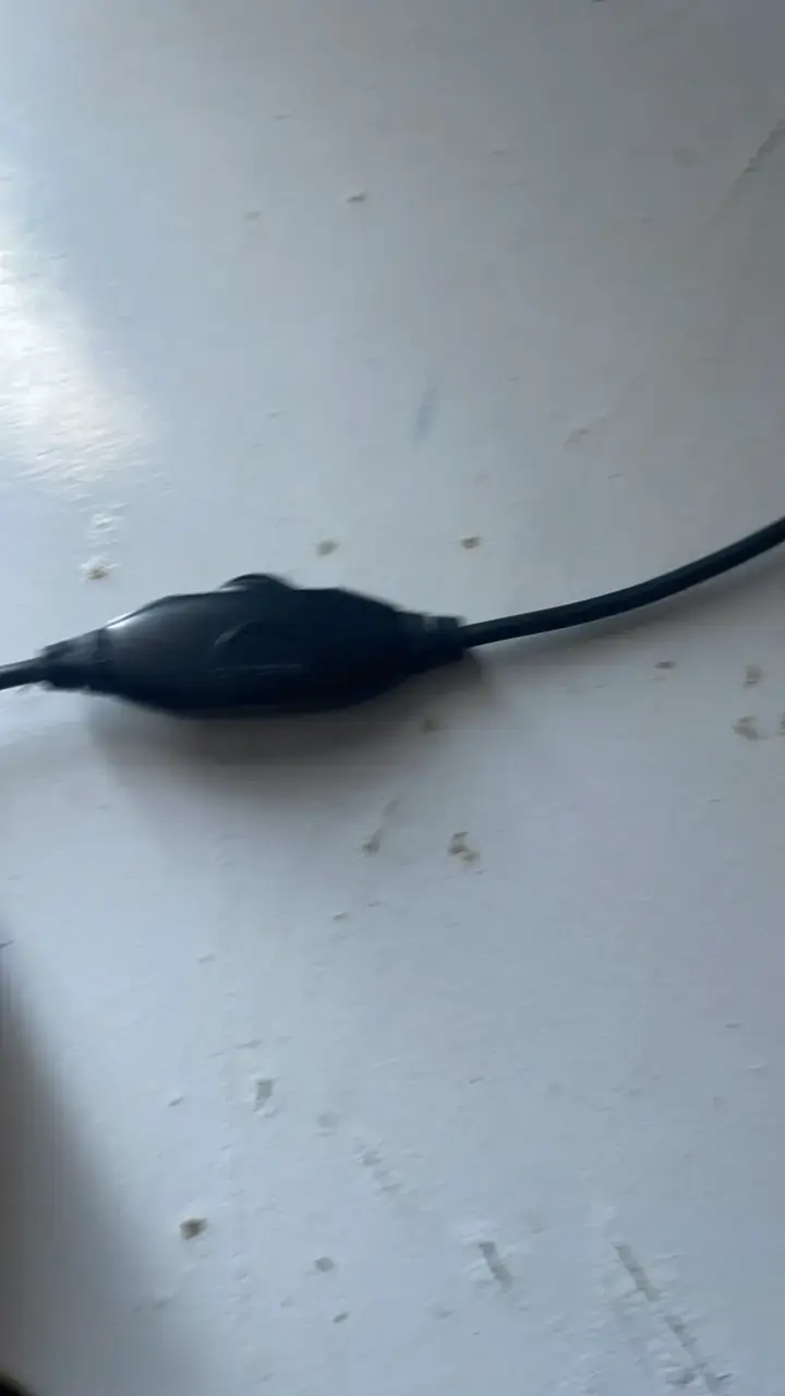 Auriculares con cable negros de alta calidad - 4