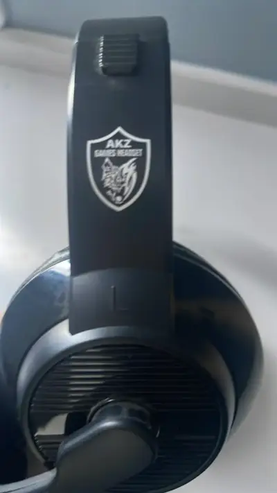 Auriculares con cable negros de alta calidad - miniatura 5