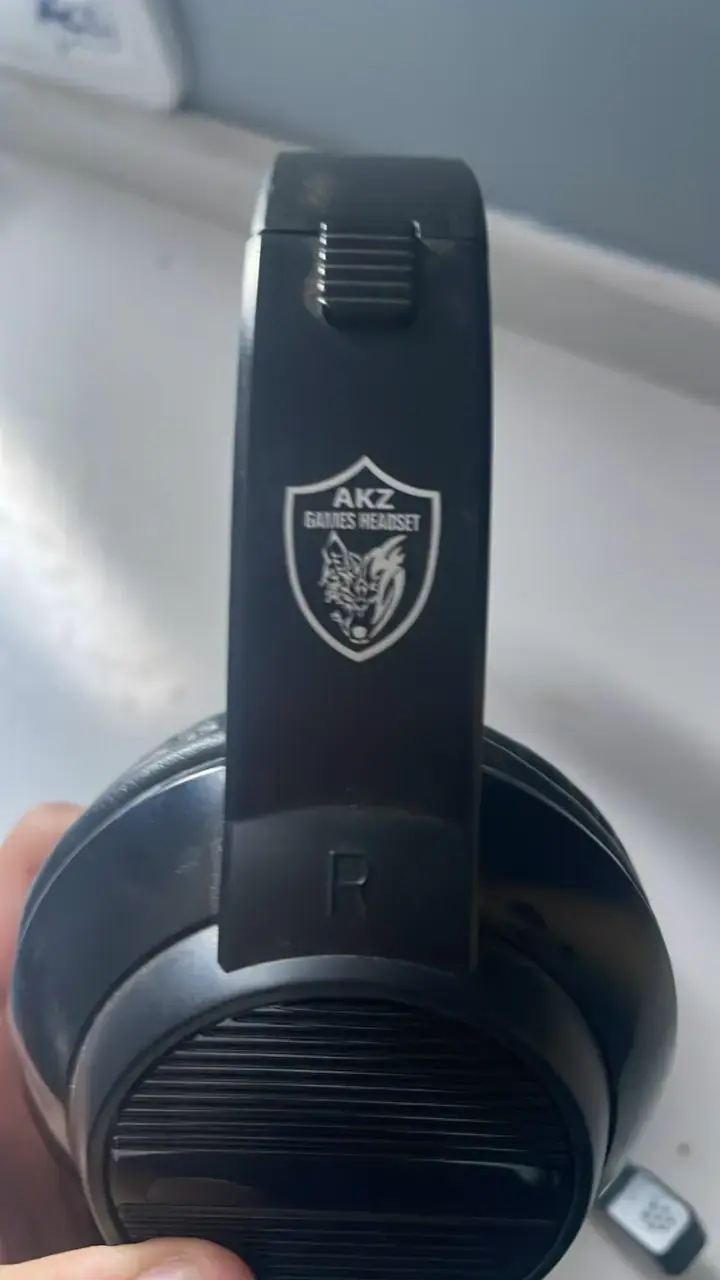 Auriculares con cable negros de alta calidad - 6