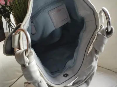 Bolso Coach Gris  beige con diseño elegante - miniatura 3