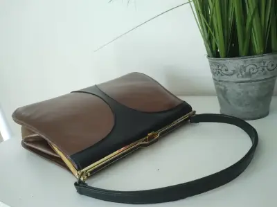 Cartera de cuero marrón elegante - miniatura 3