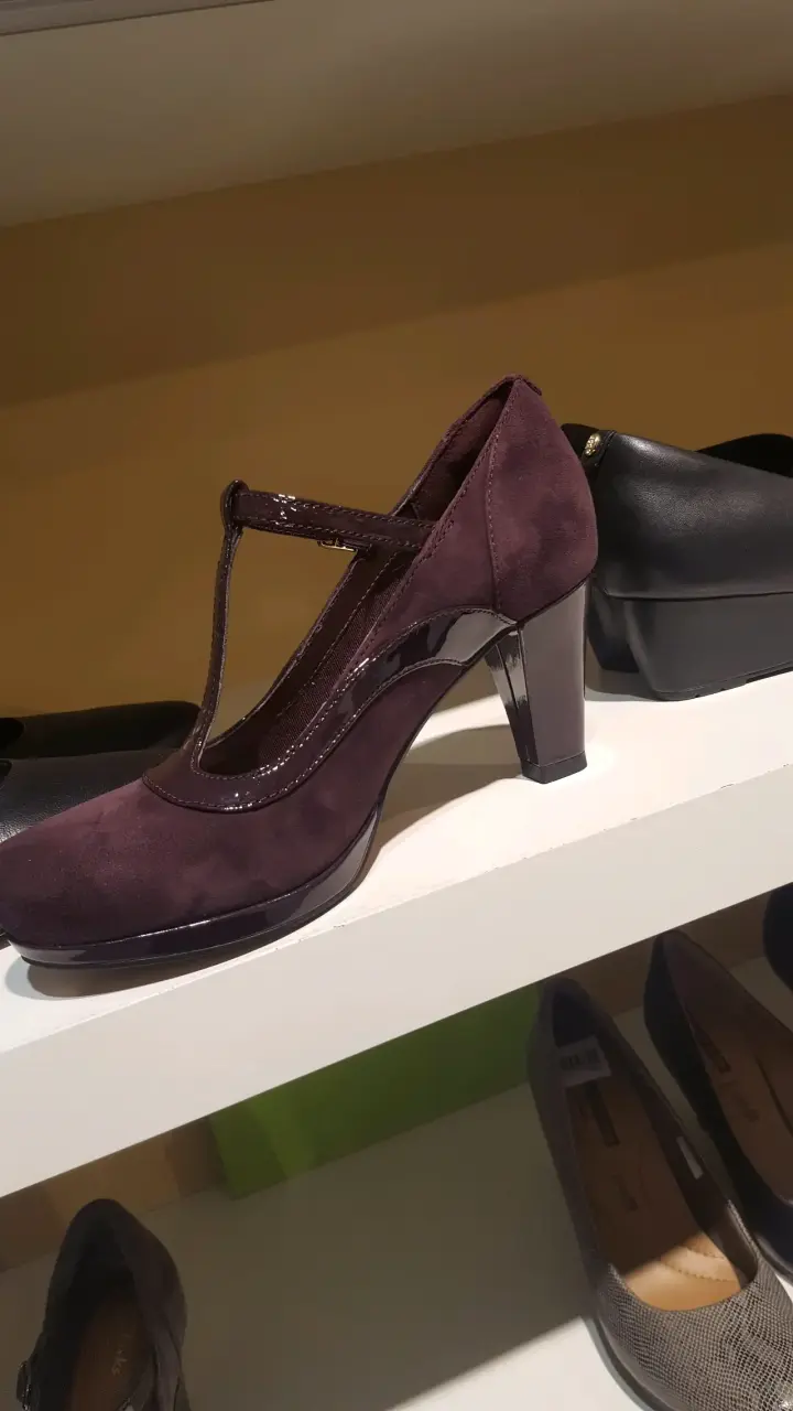 Zapatos de tacón morados elegantes - 1