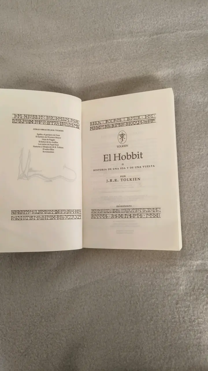 Libro El Hobbit de J.R.R. Tolkien - 4