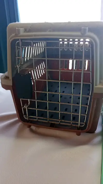 Transportadora de mascotas mediana - miniatura 2