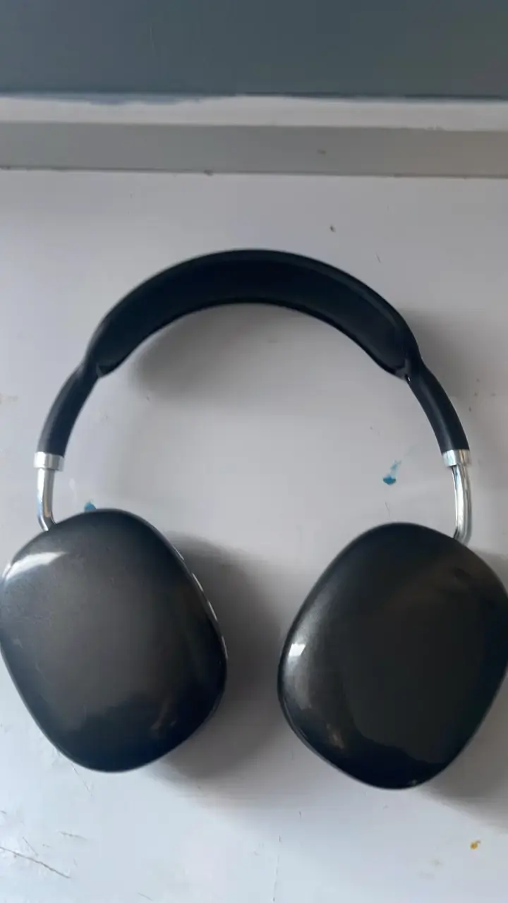Auriculares inalámbricos negros con control - 4